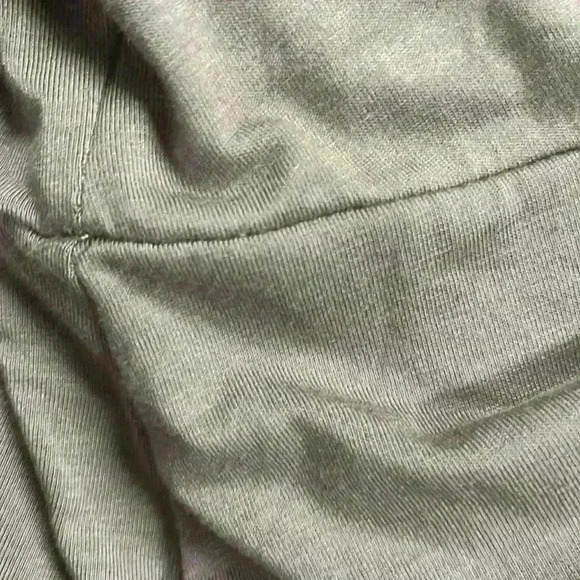 Perfect  for a wedding style dress - Picture 4 of 4